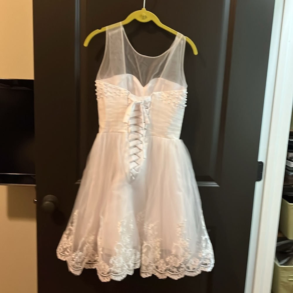 White Sleeveless Dress with Pearl Details - Picture 3 of 5
